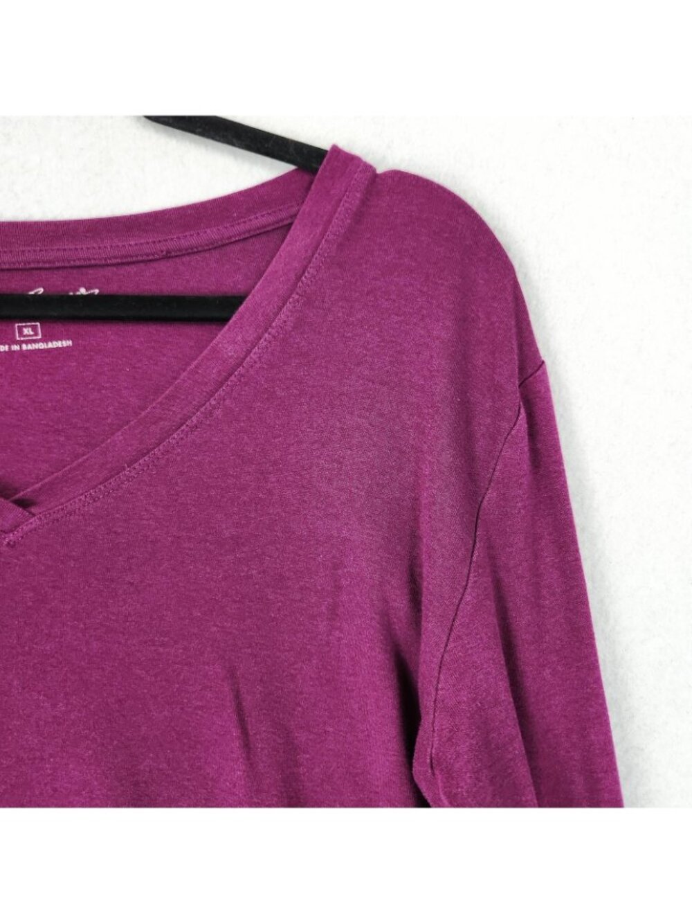 Eddie Bauer Shirt Womens XL Purple V Neck Long Sleeve Jersey Basic Casual Top - Picture 2 of 9